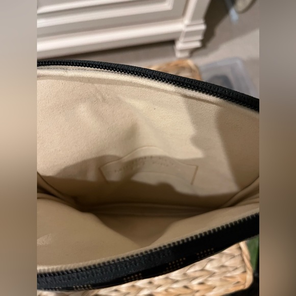 MICHAEL KORS IPAD SLEEVE - Picture 5 of 6